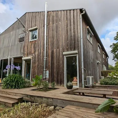 Wooden House With Indoor Pool * Saint-Medard-d'Aunis